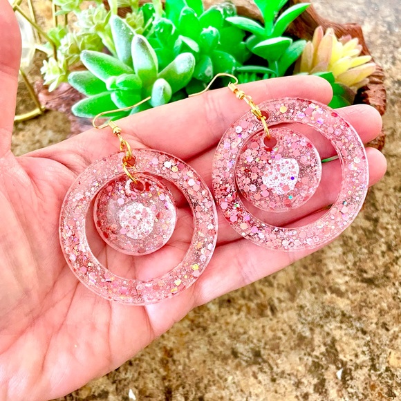 Mrs. Potts Glitter Dangle Earrings - Picture 4 of 5